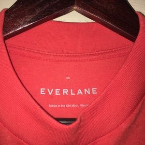 Everlane short sleeve mock neck tee